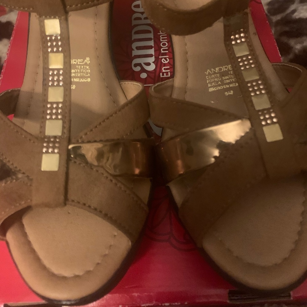 Wedge sandals
